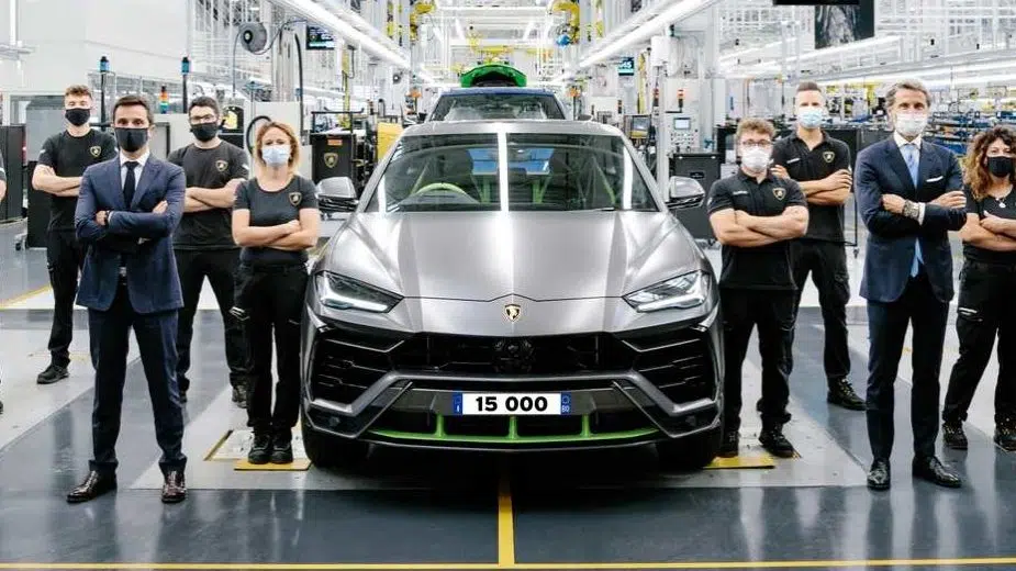 Lamborghini Urus 15 mil