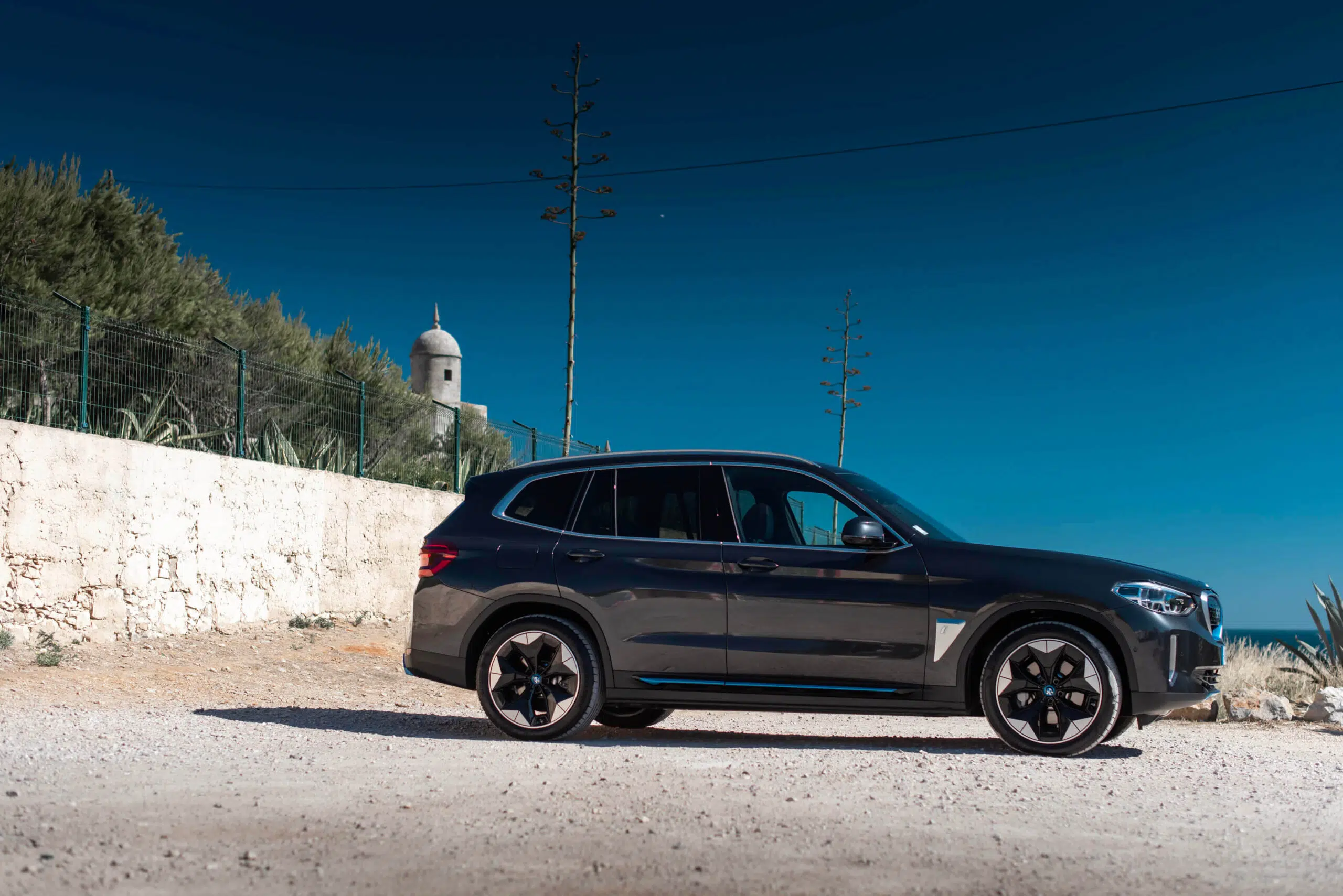 BMW IX3 SUV elétrico