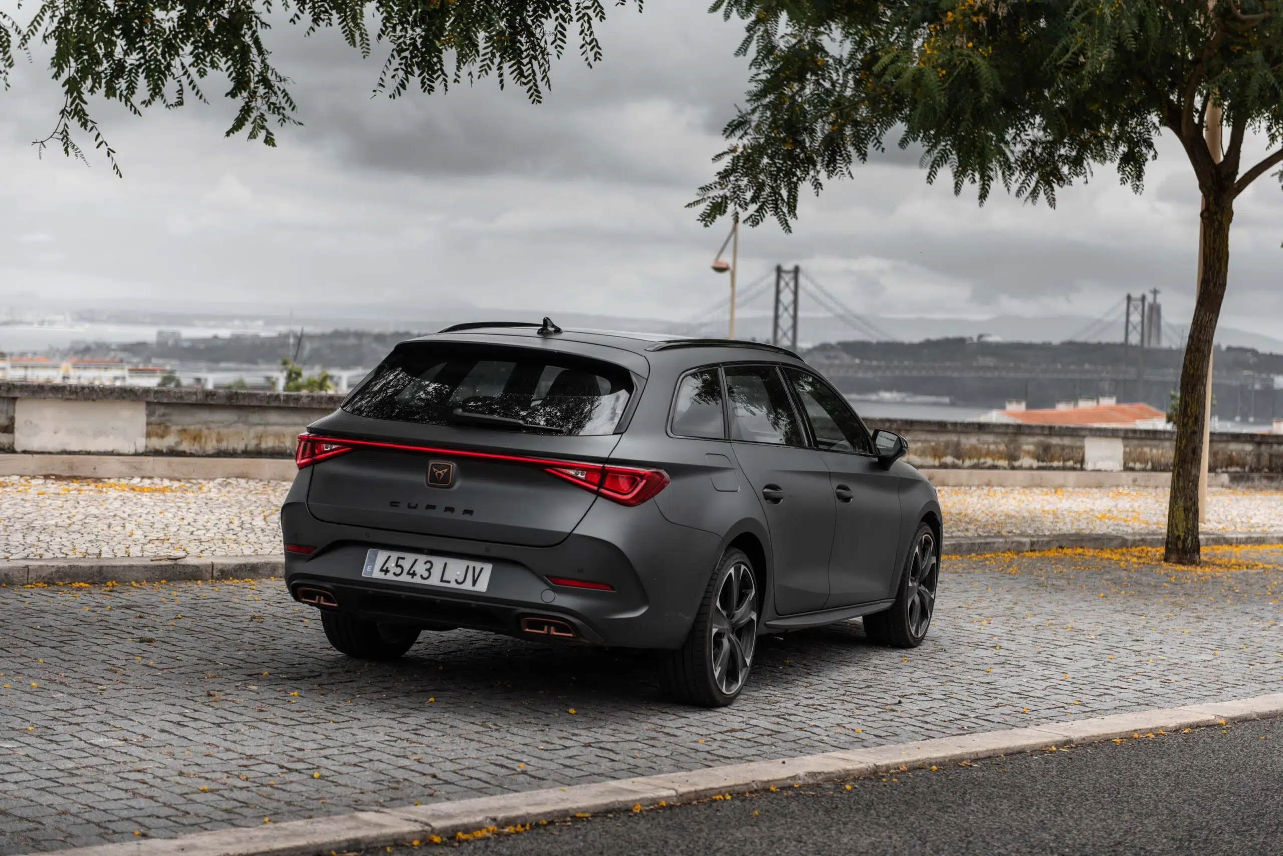 CUPRA Leon ST e-Hybrid