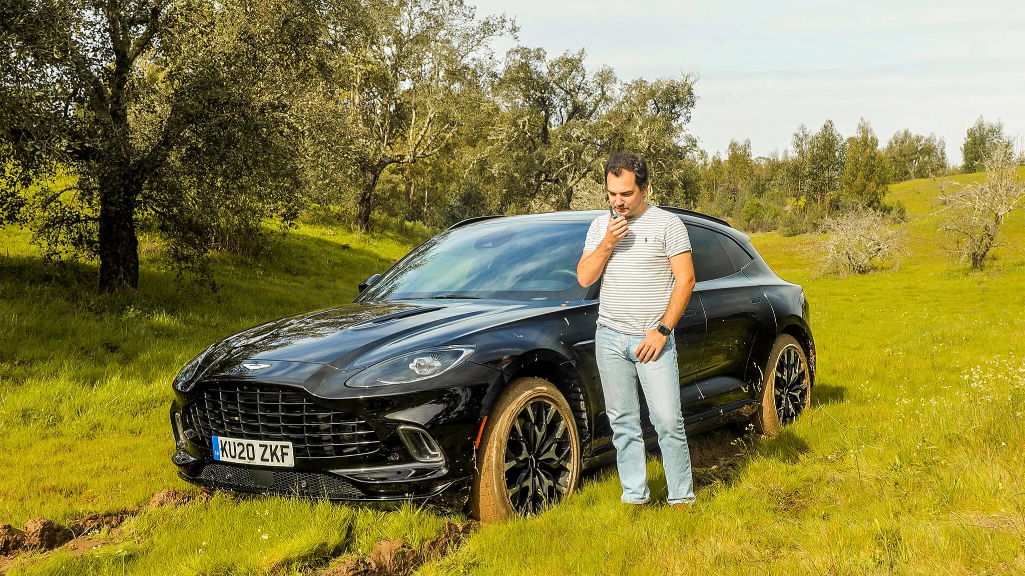 Aston Martin DBX