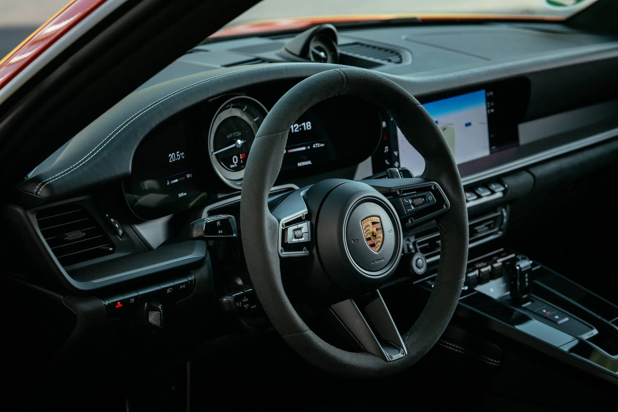 Porsche 911 GTS volante