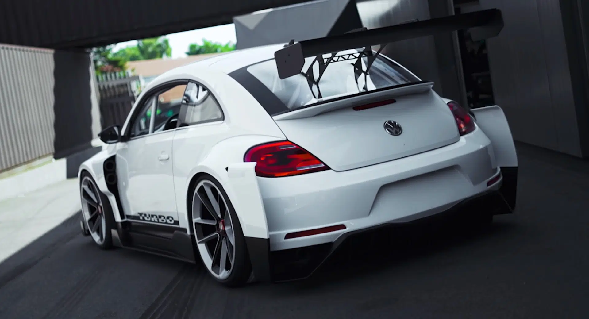 VW Beetle GT 2