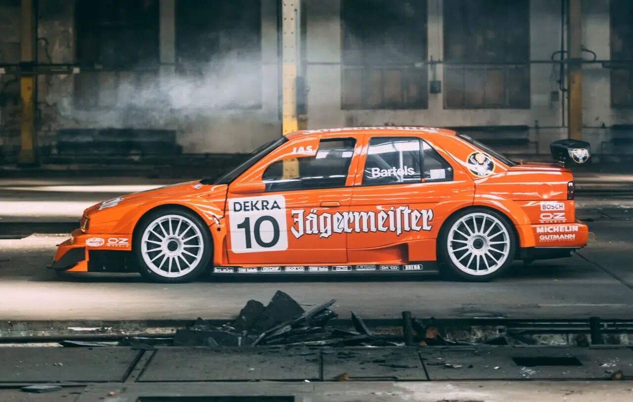 Alfa Romeo 155 V6 TI 'Jägermeister' perfil