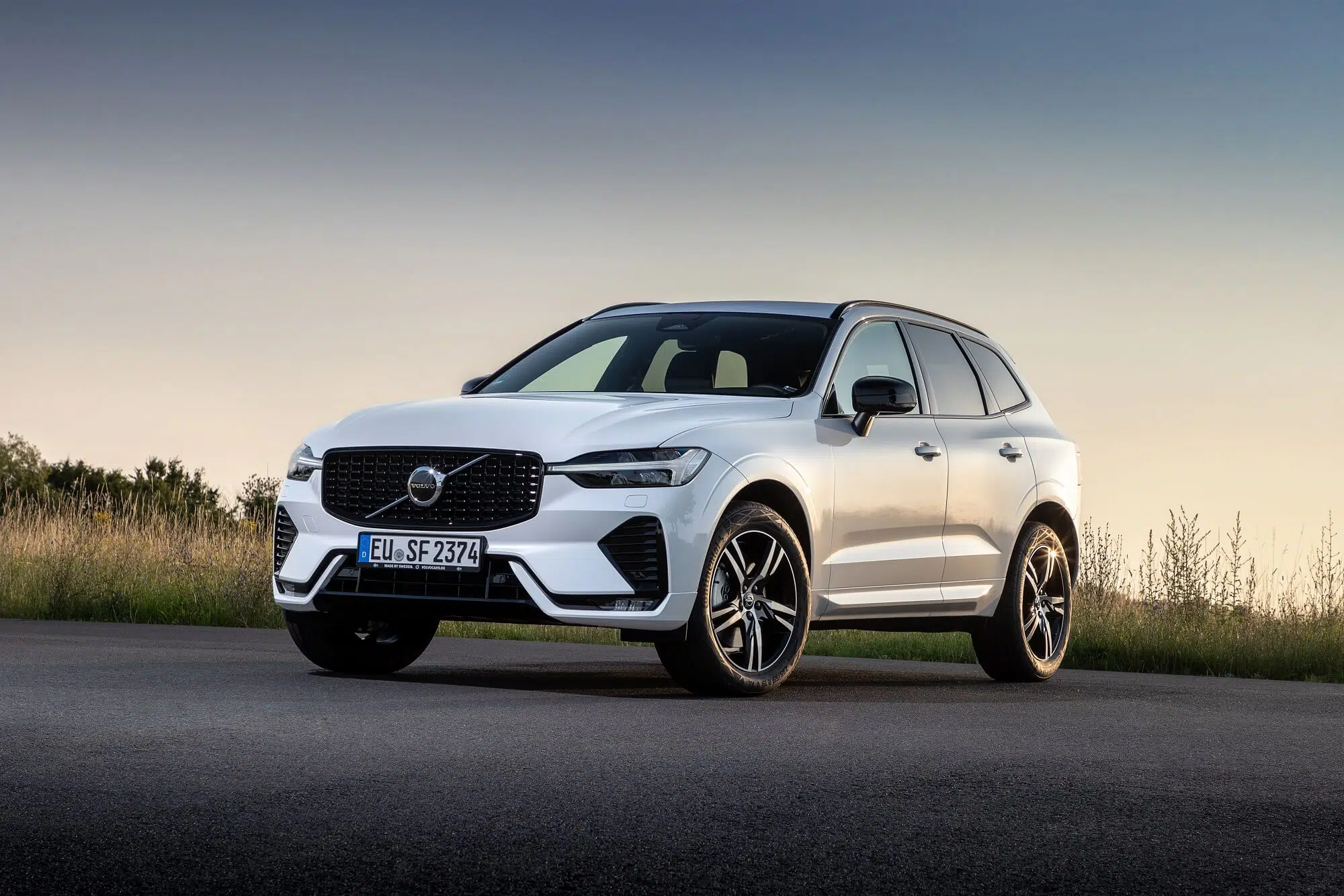 Volvo XC60 frente 3/4