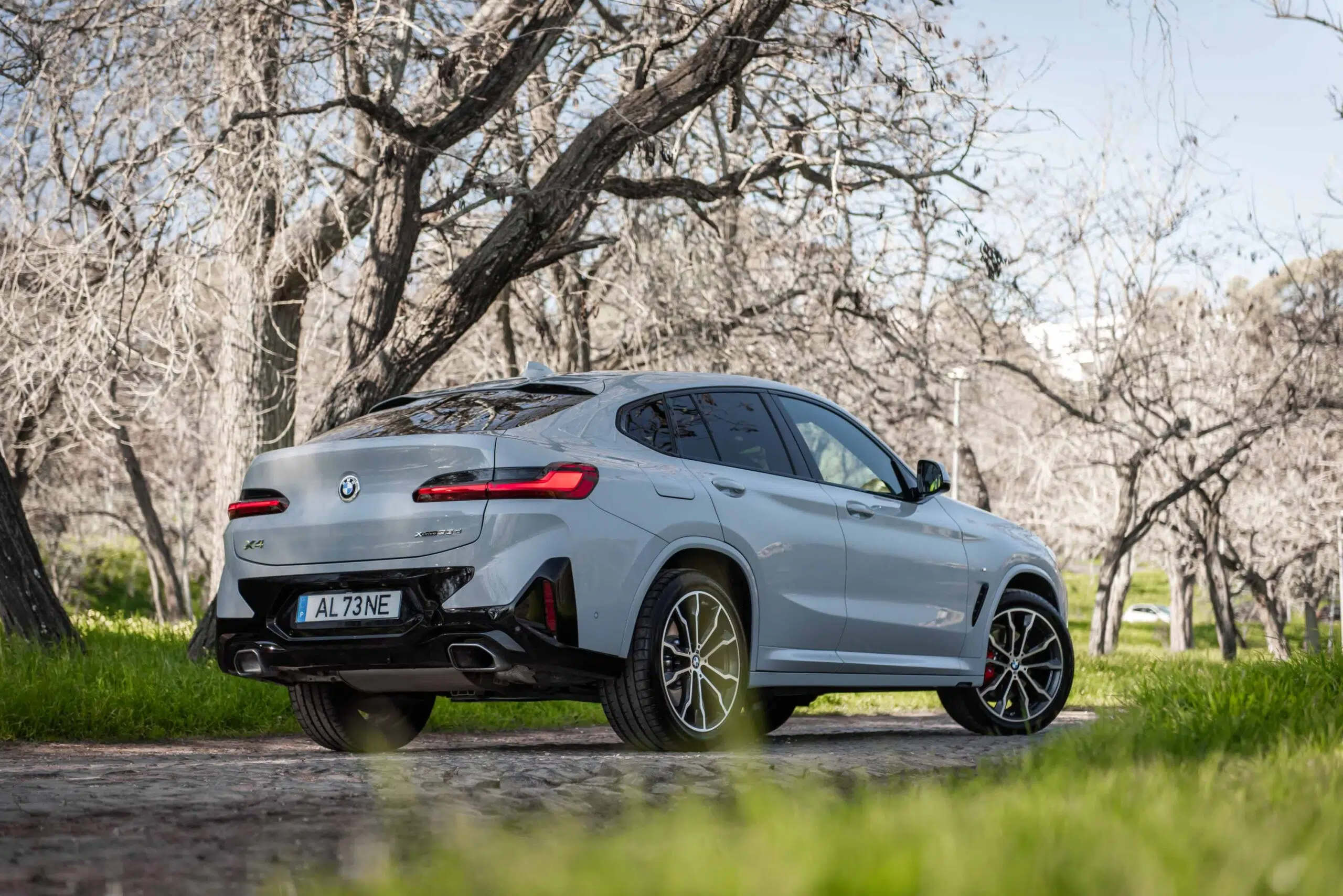 BMW X4 traseira