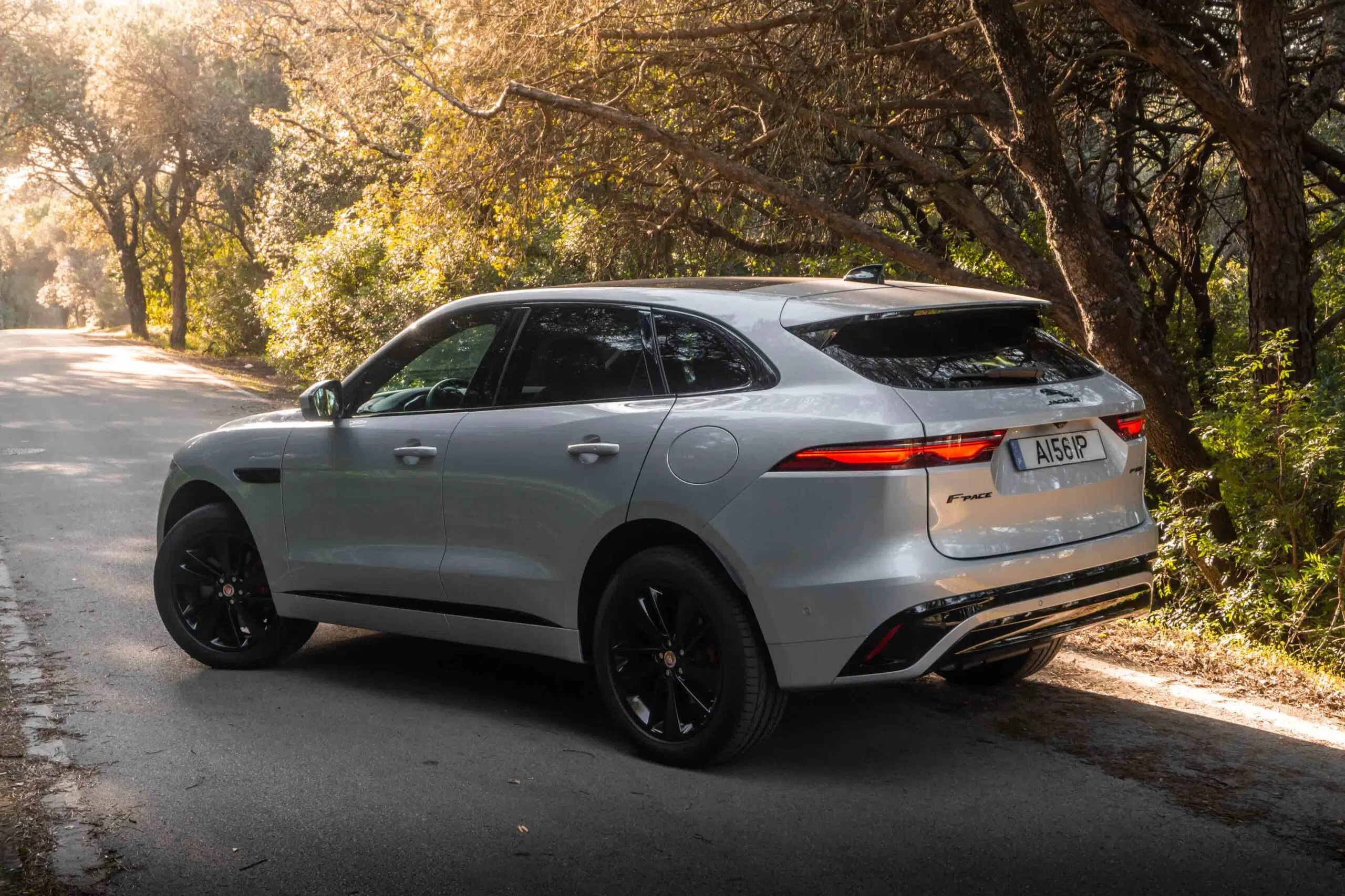 Jaguar F-Pace P400e