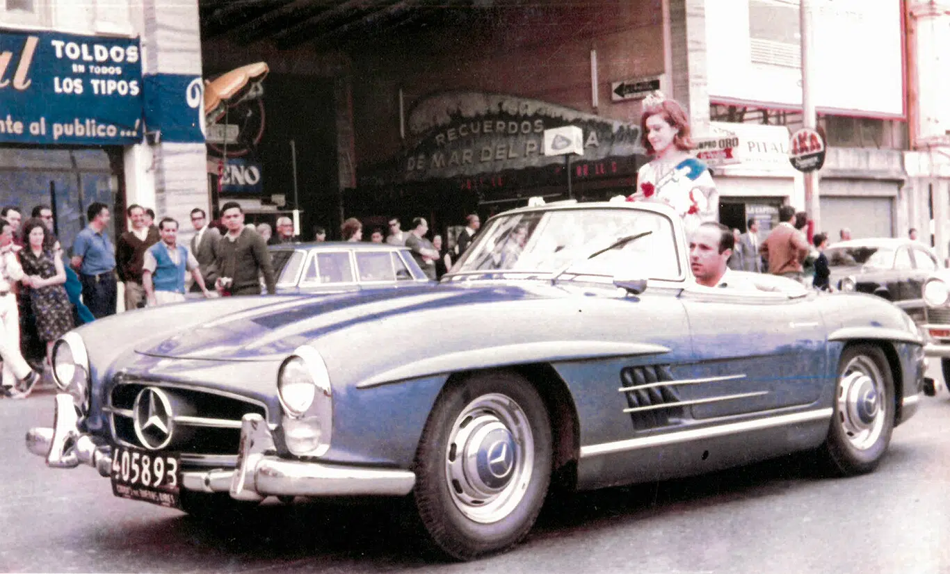 Mercedes-Benz SL 300 Fangio 4