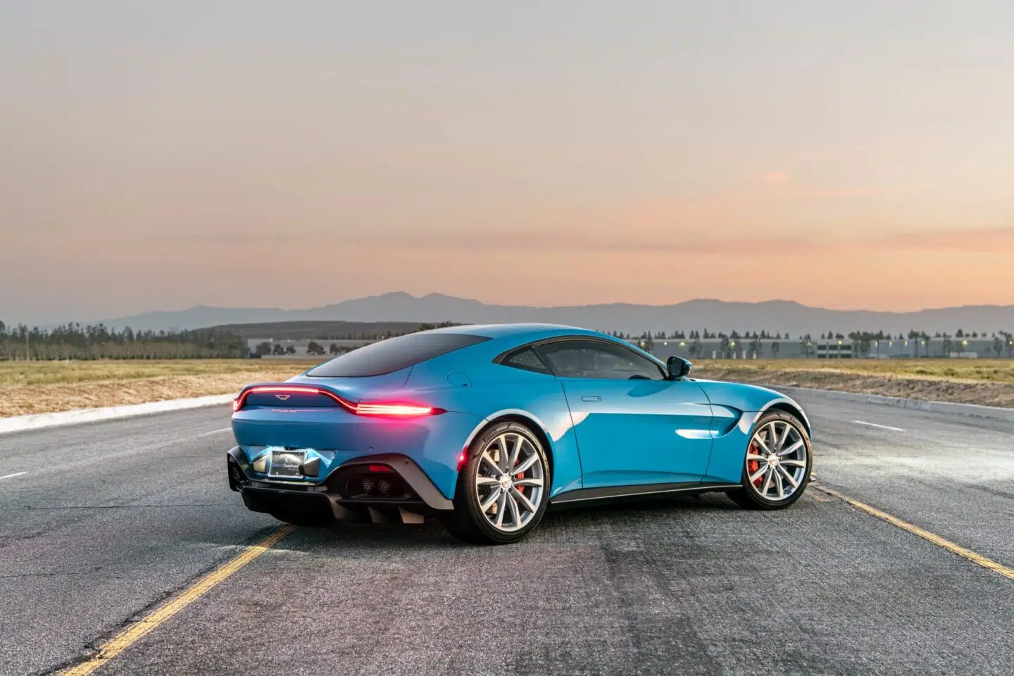 Aston Martin Vantage blindado AddArmor