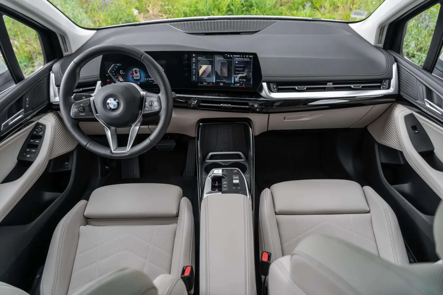 Interior BMW 218i Série 2 Active Tourer