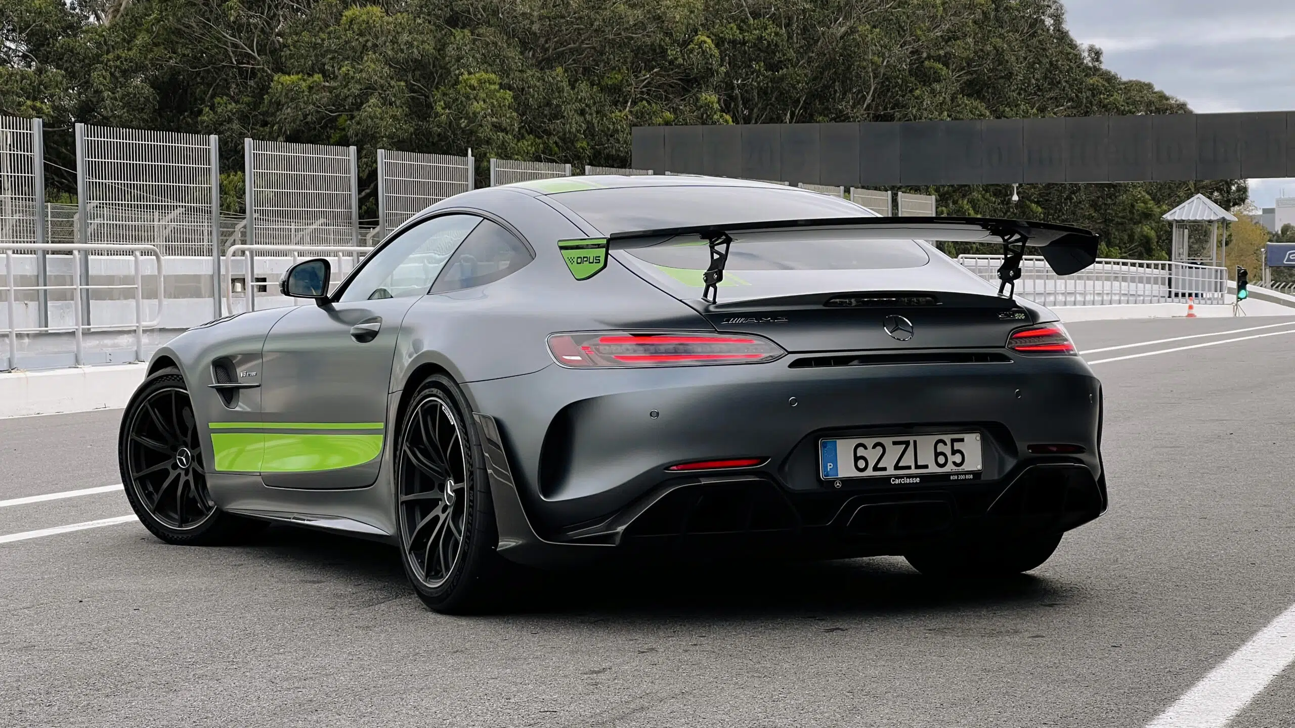 Mercedes-AMG GT R Pro Til Motorsport