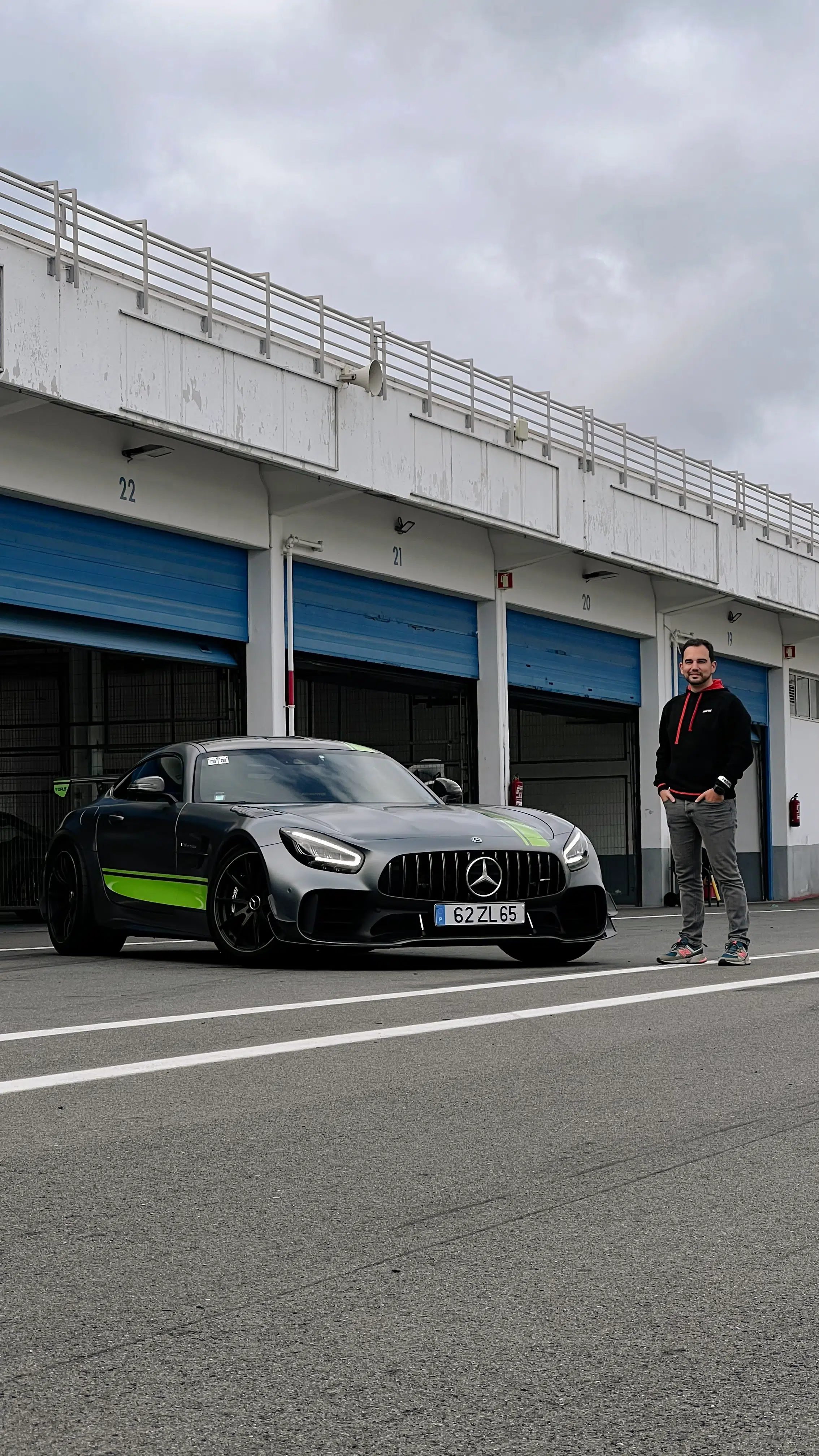 Mercedes-AMG GT R Pro Til Motorsport