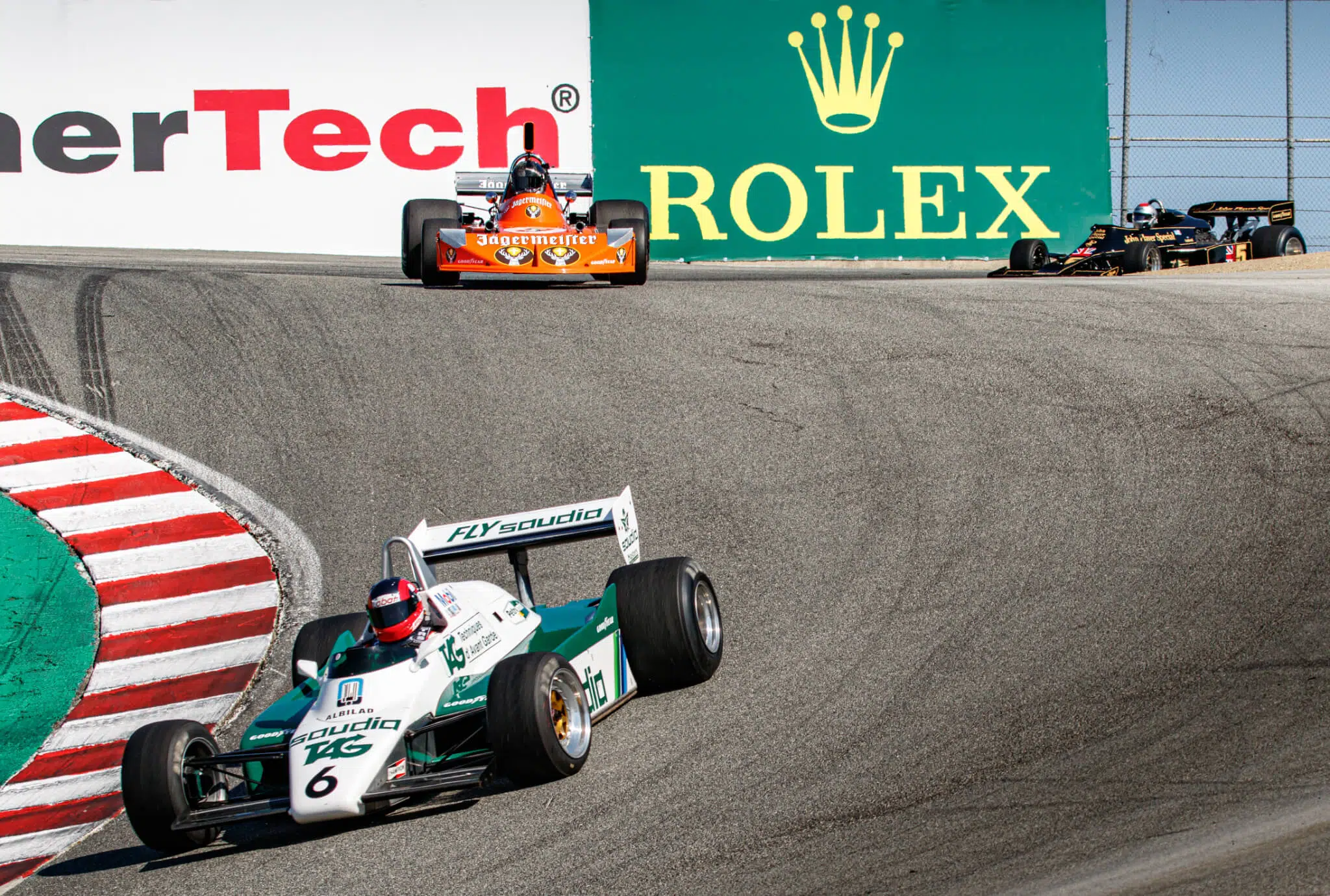 Fórmula 1 clássicos na corkscrew de Laguna seca