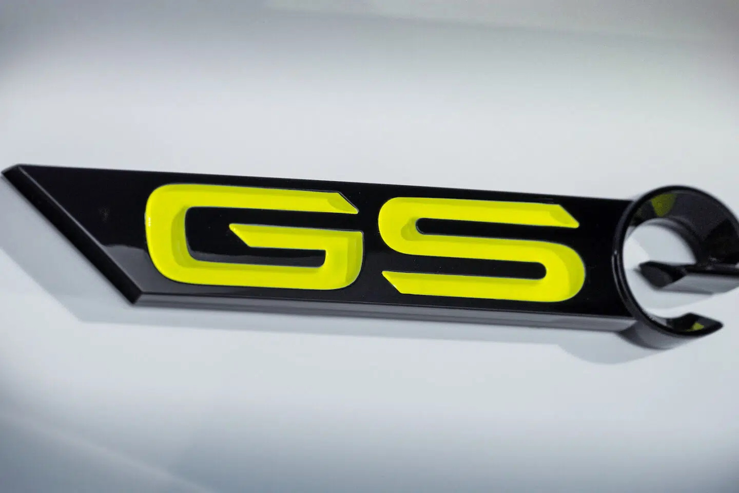 Opel Astra GSe sigla