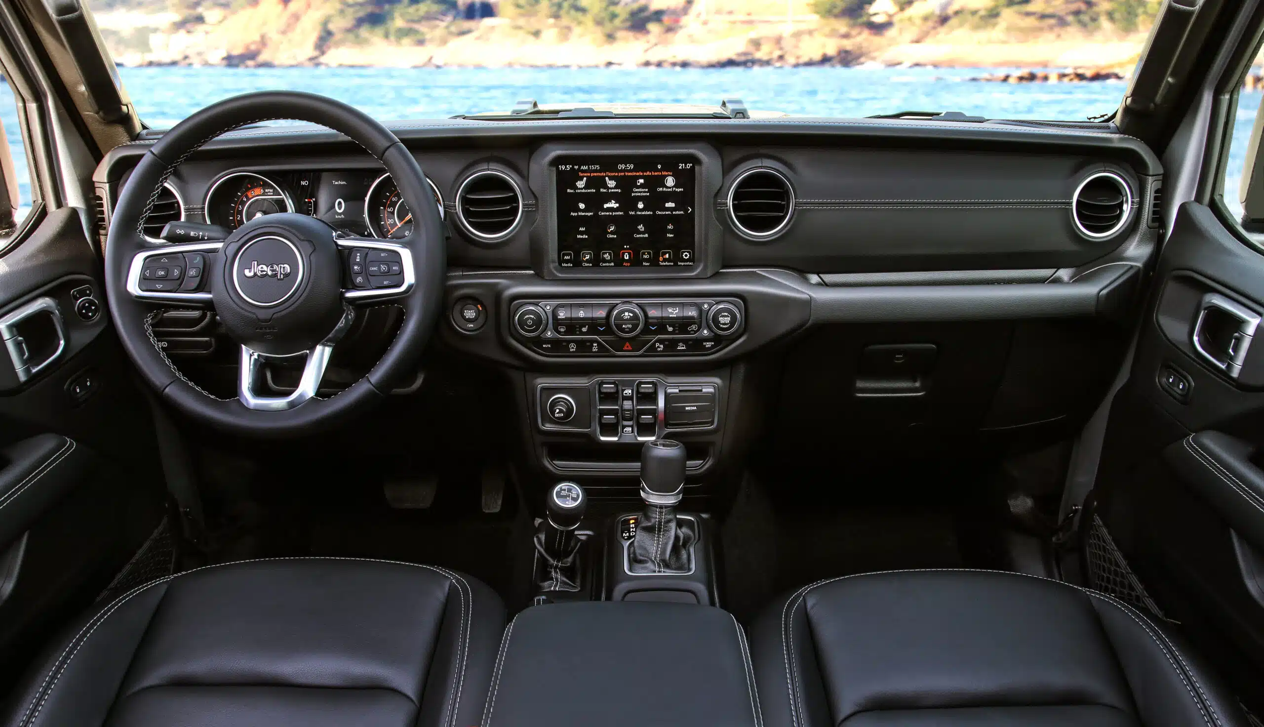 interior Jeep Gladiator