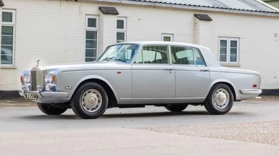 Rolls-Royce Silver Shadow vista dianteira 3/4