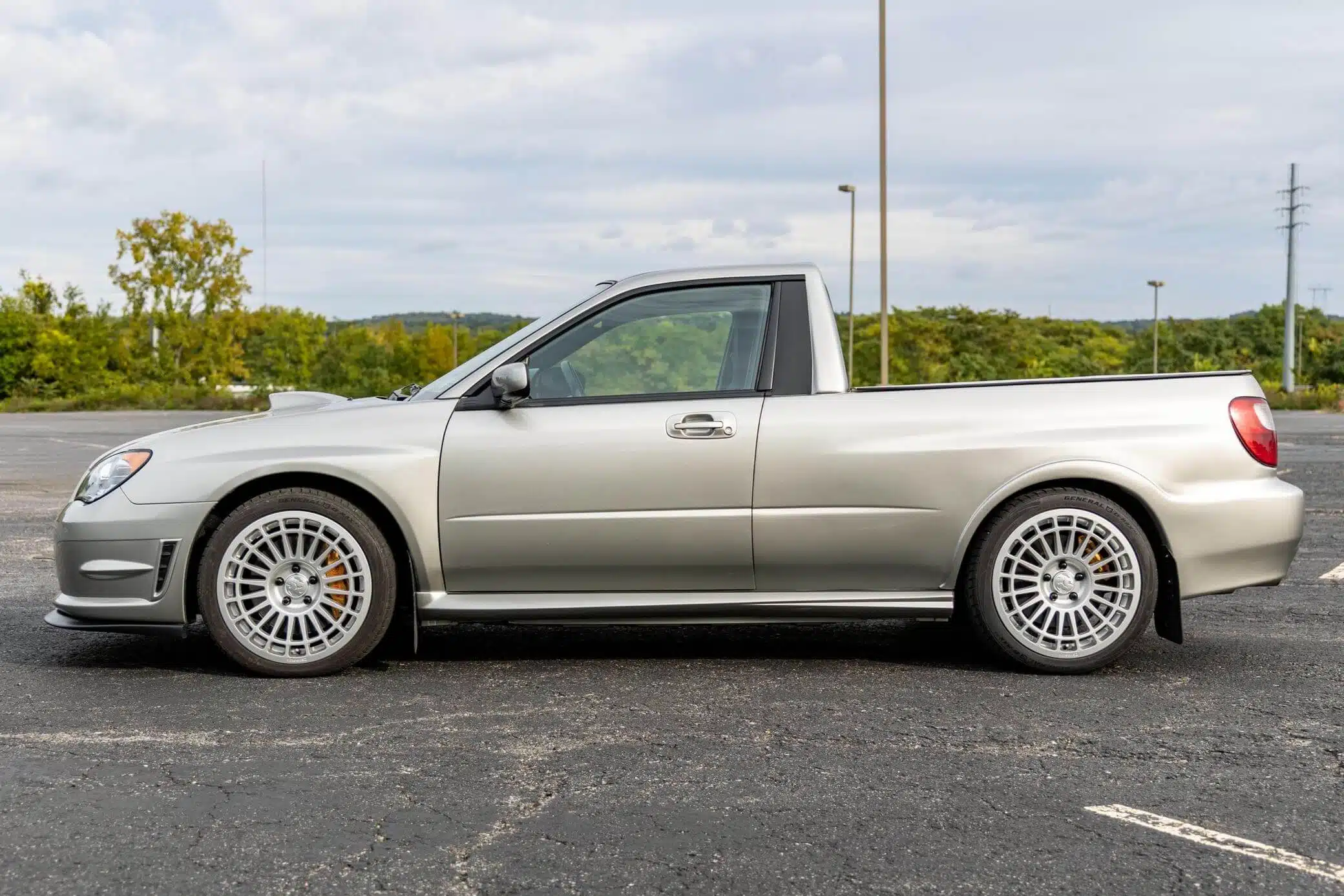 Subaru WRX STi pick up vista lateral