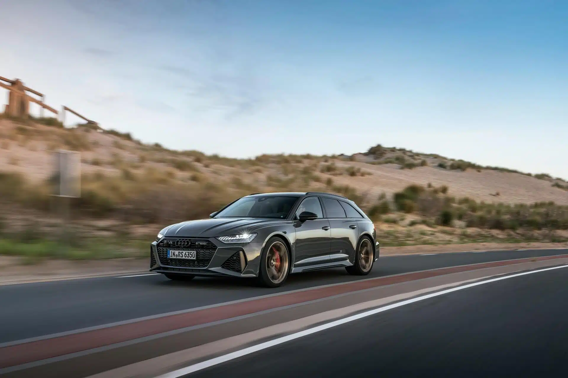 Audi RS 6 performance vista dianteira 3/4