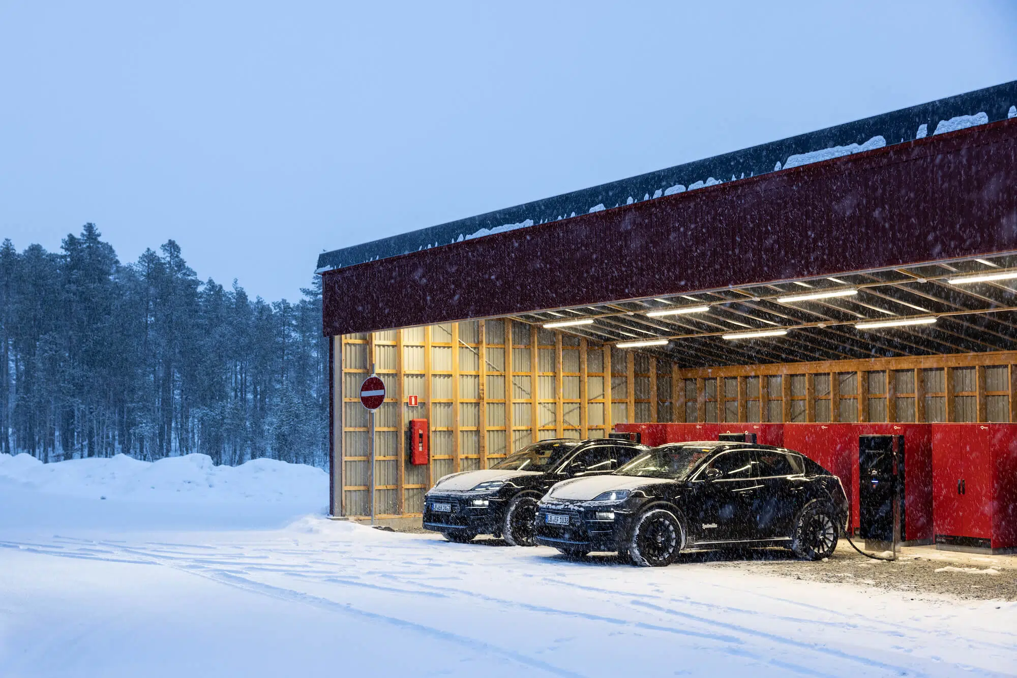 Testes Porsche Macan elétrico 4