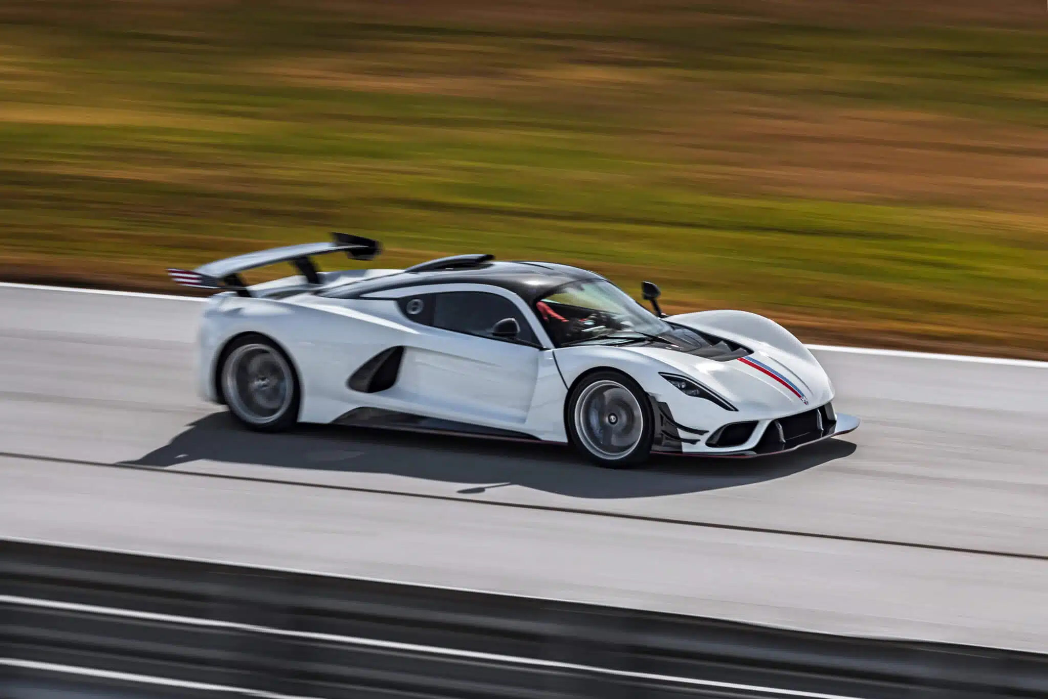 Hennessey Venom F5 perfil