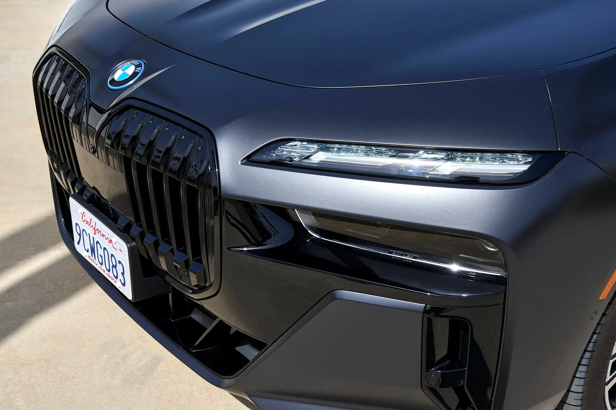 Detalhe frente do BMW I7