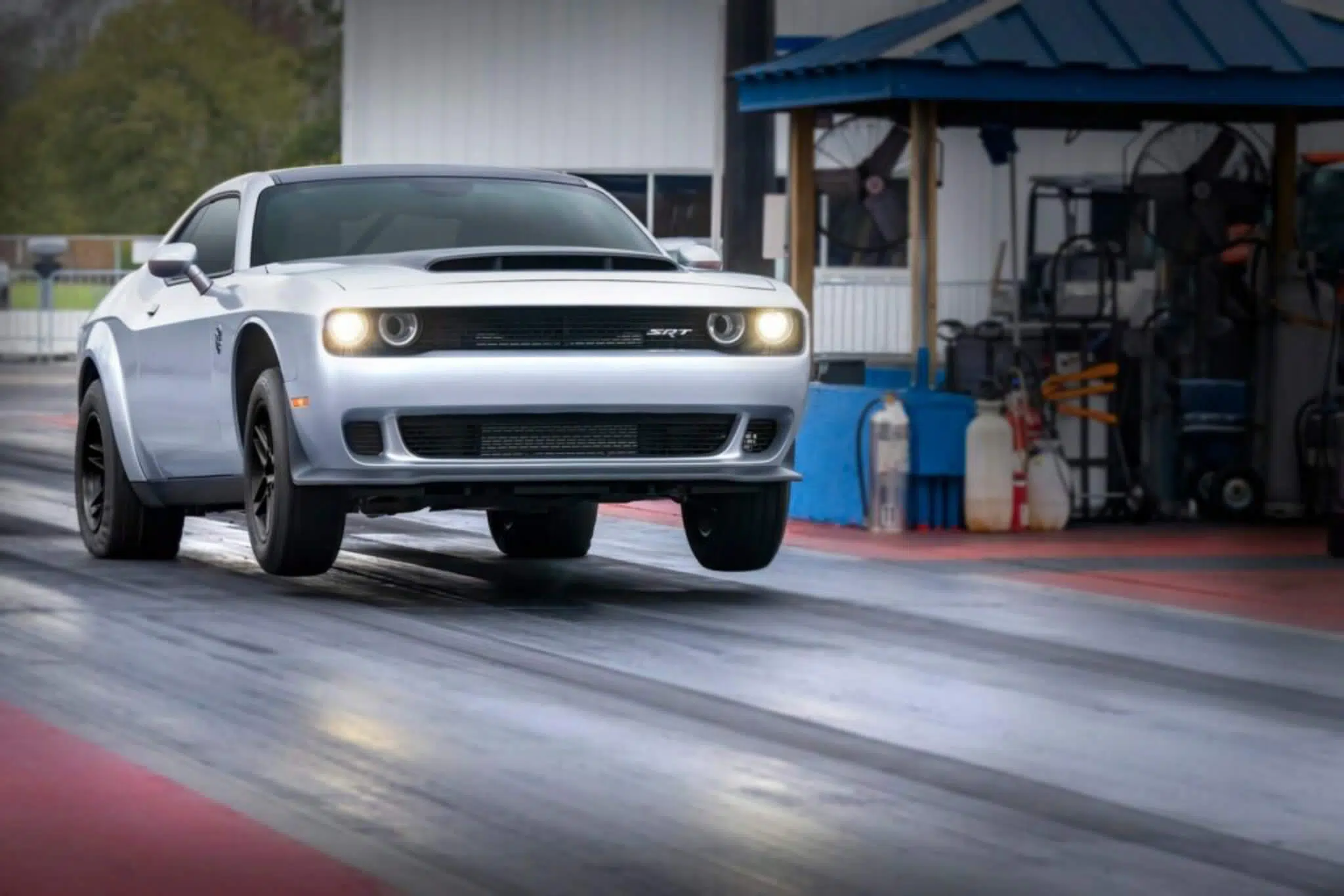 Dodge Challenge SRT Demon 170 arranque drag strip