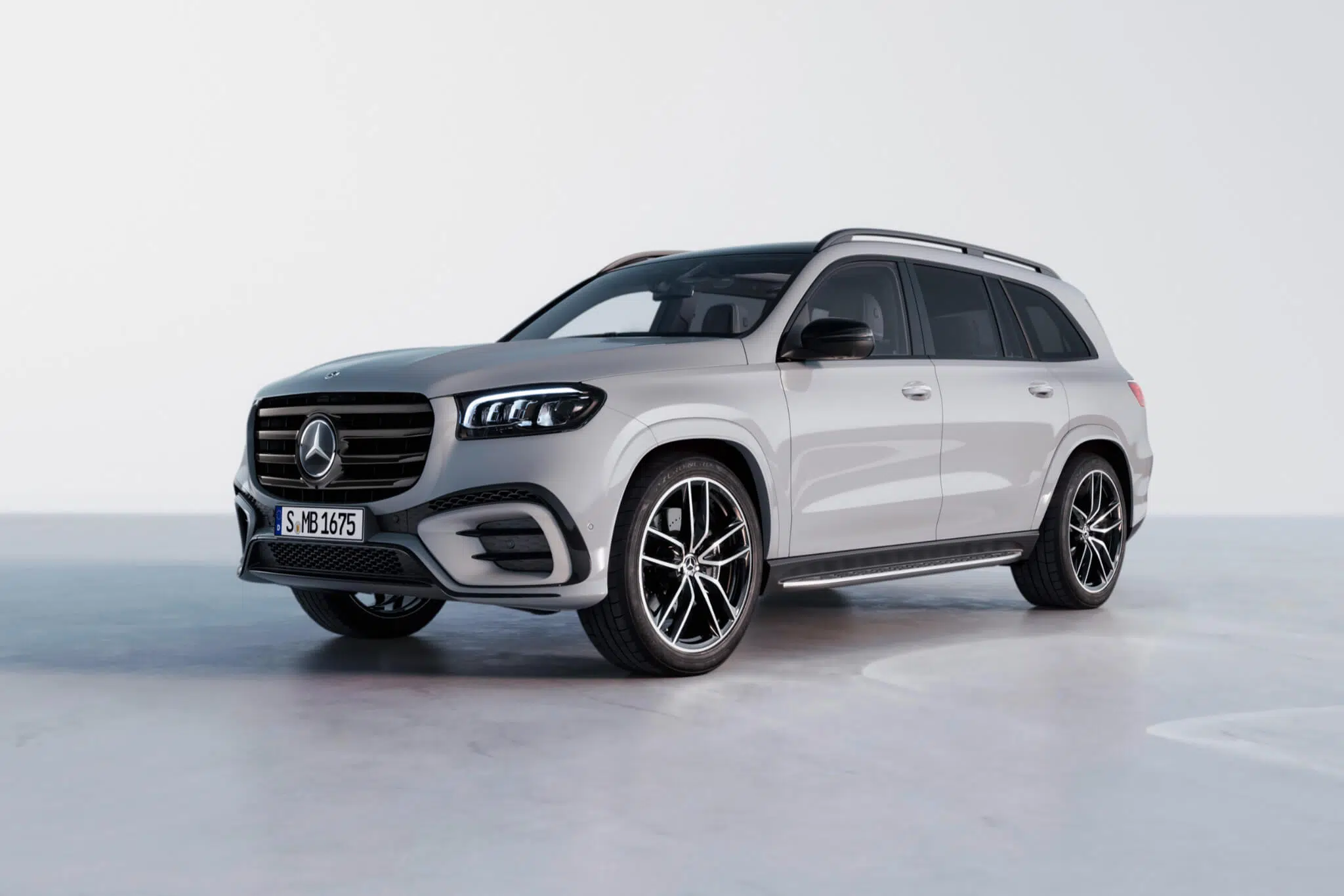 Mercedes-Benz GLS perfil