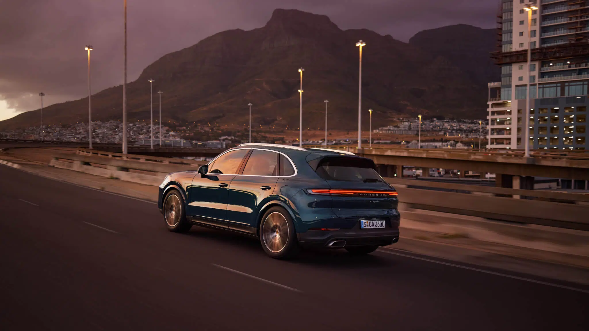 Porsche Cayenne 3/4 traseira