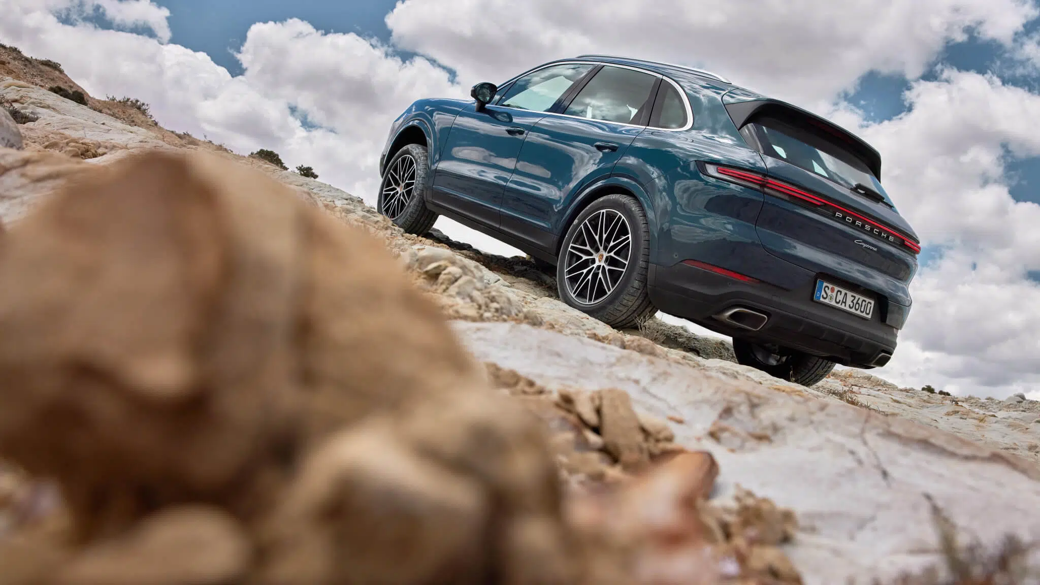 Porsche Cayenne subida todo-o-terreno