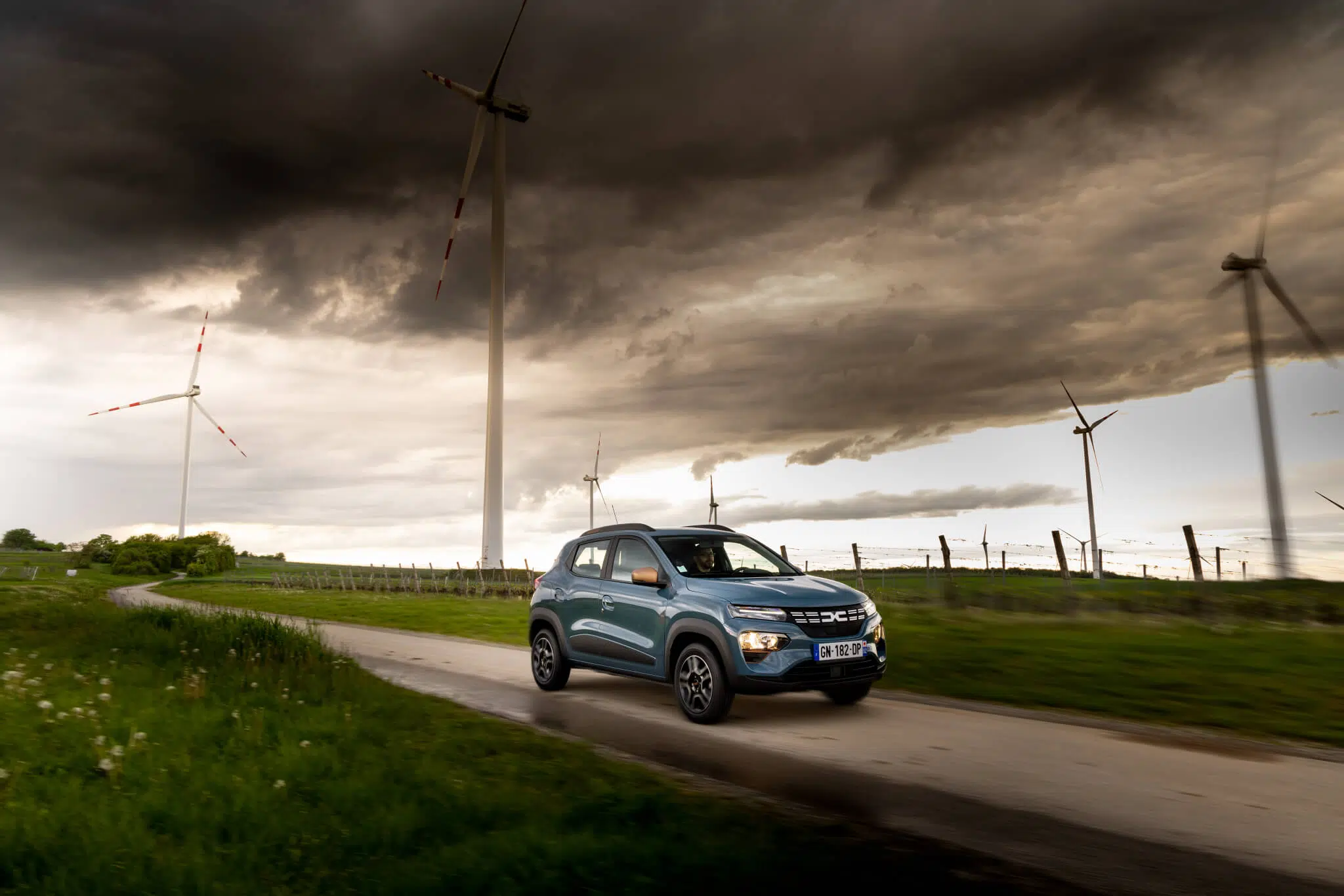 Dacia Spring Extreme frente