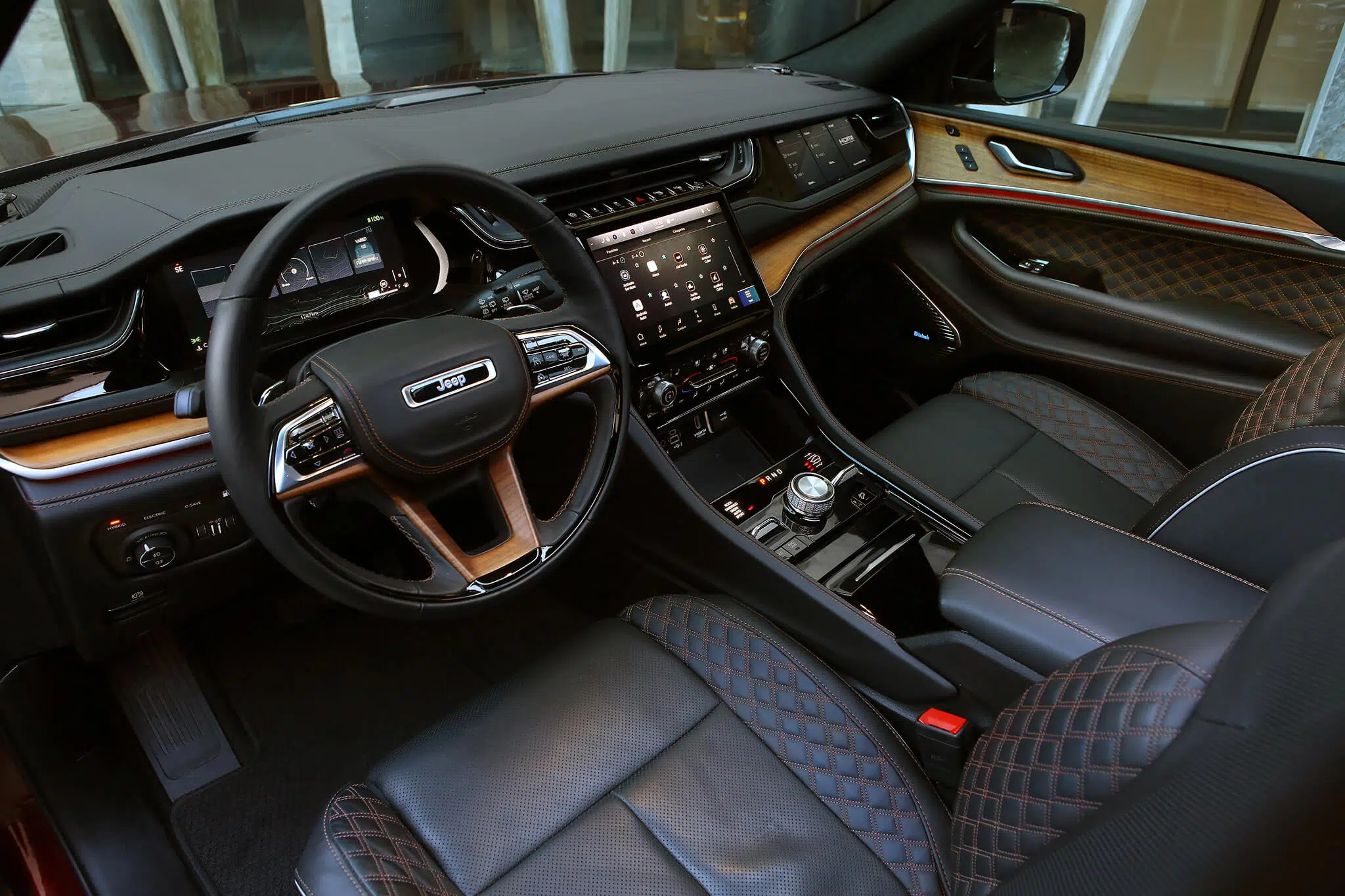 Jeep Grand Cherokee interior