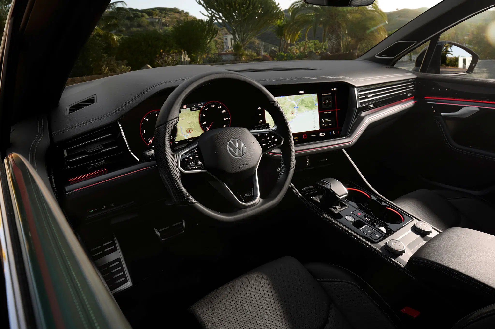 Volkswagen Touareg 2023 - interior