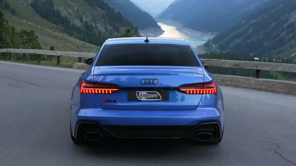 Audi RS6 Sedan traseira