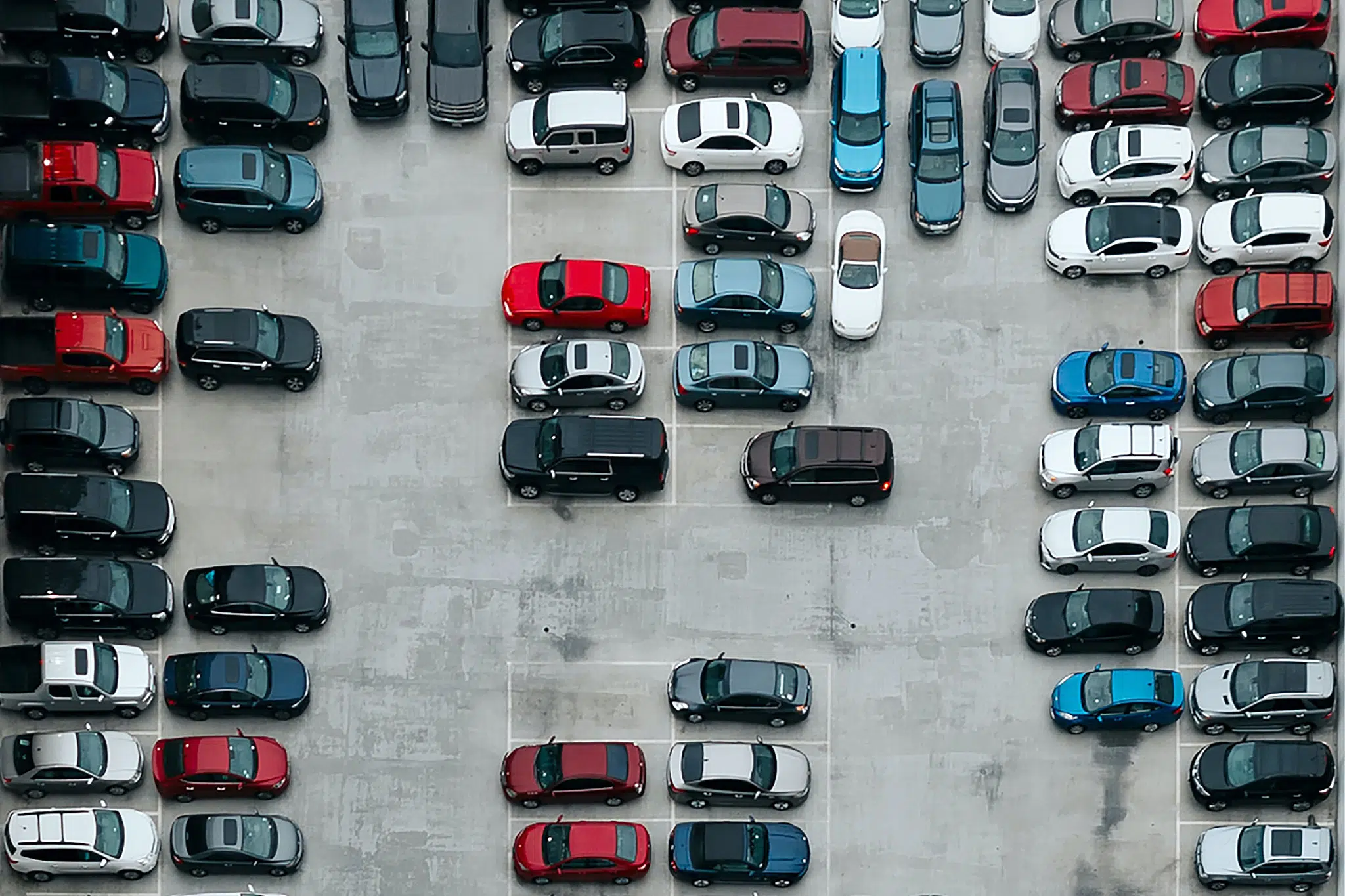 Parque de estacionamento vista aérea