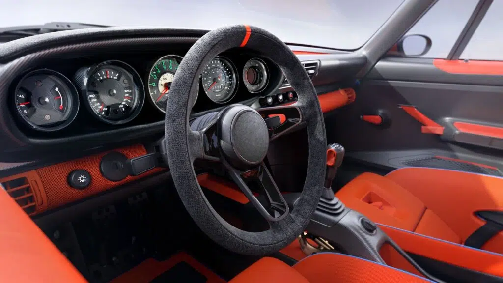 Singer DLS interior