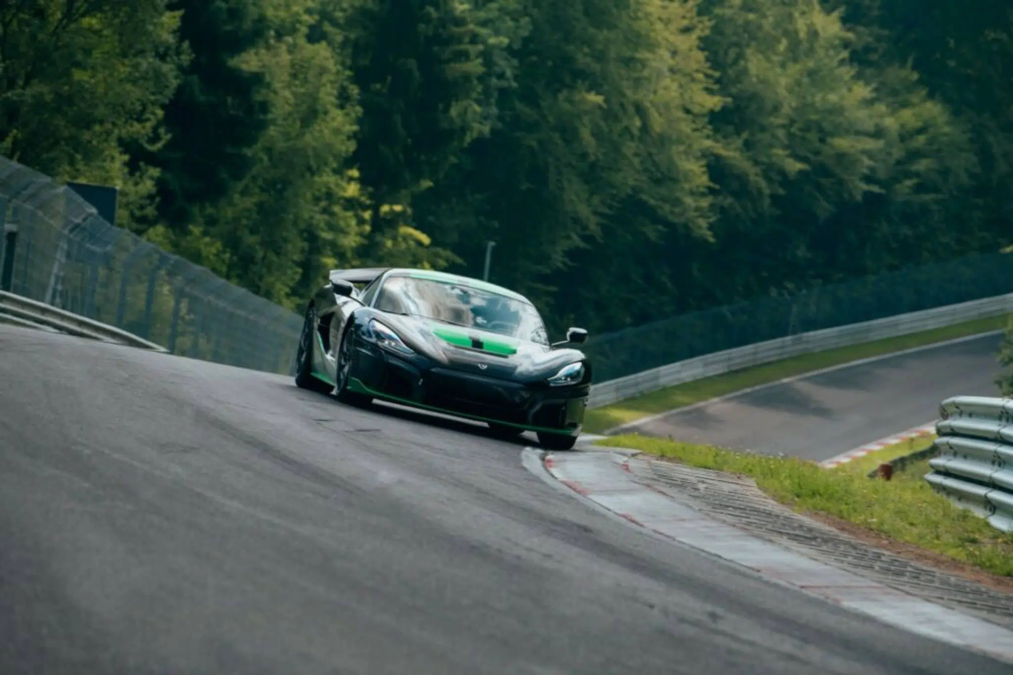 Rimac Nevera Nurburgring