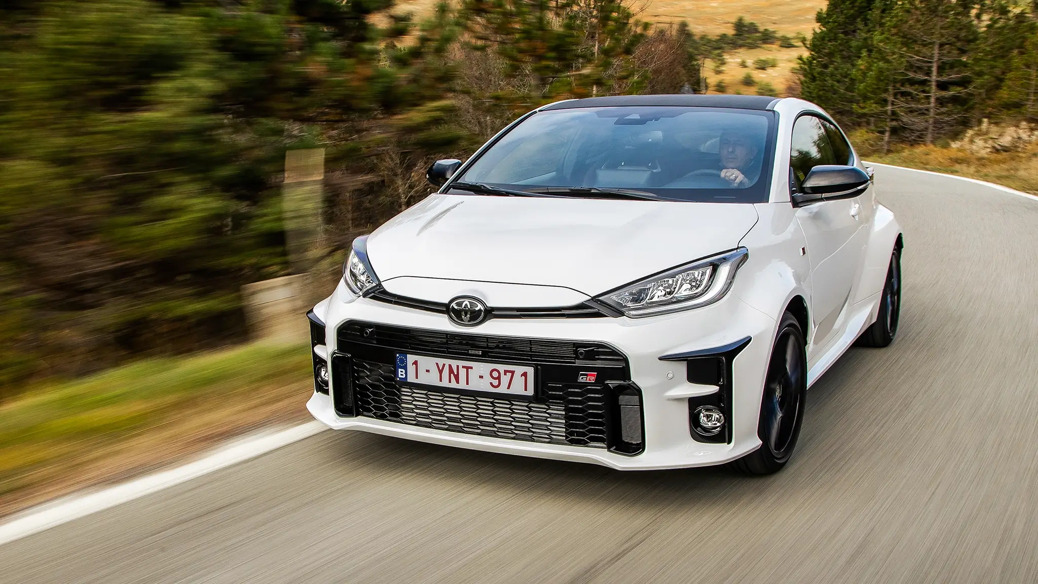 A Toyota prepara um novo Toyota Yaris Sedã 2024: facelift e