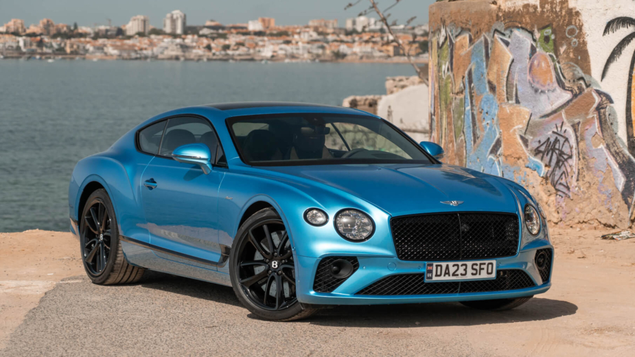 Bentley Continental GT. 400 mil euros de luxo mas é muito mais que isso