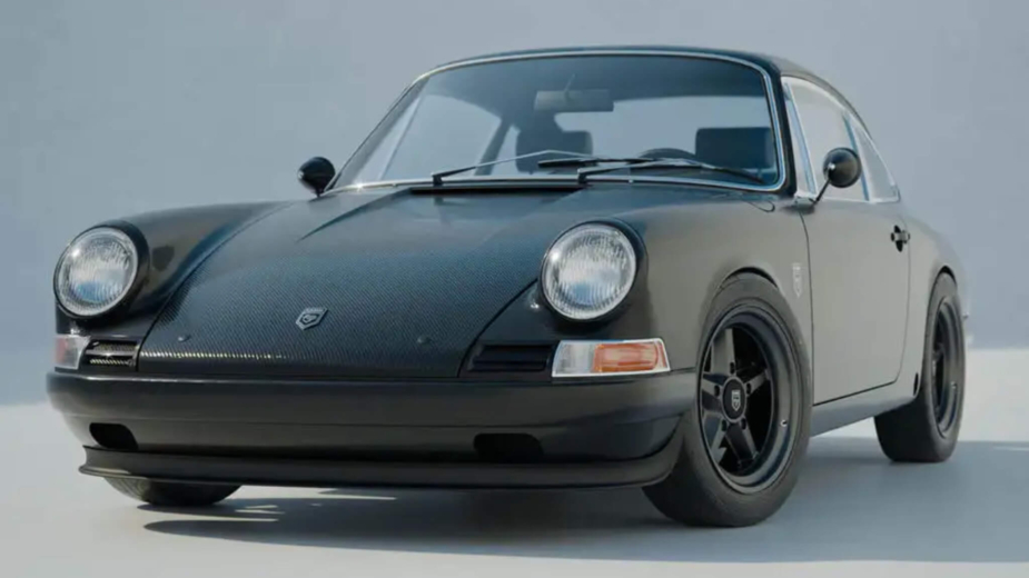 Leve como uma pena. Este Porsche 912 da Kamm tem apenas 699 kg