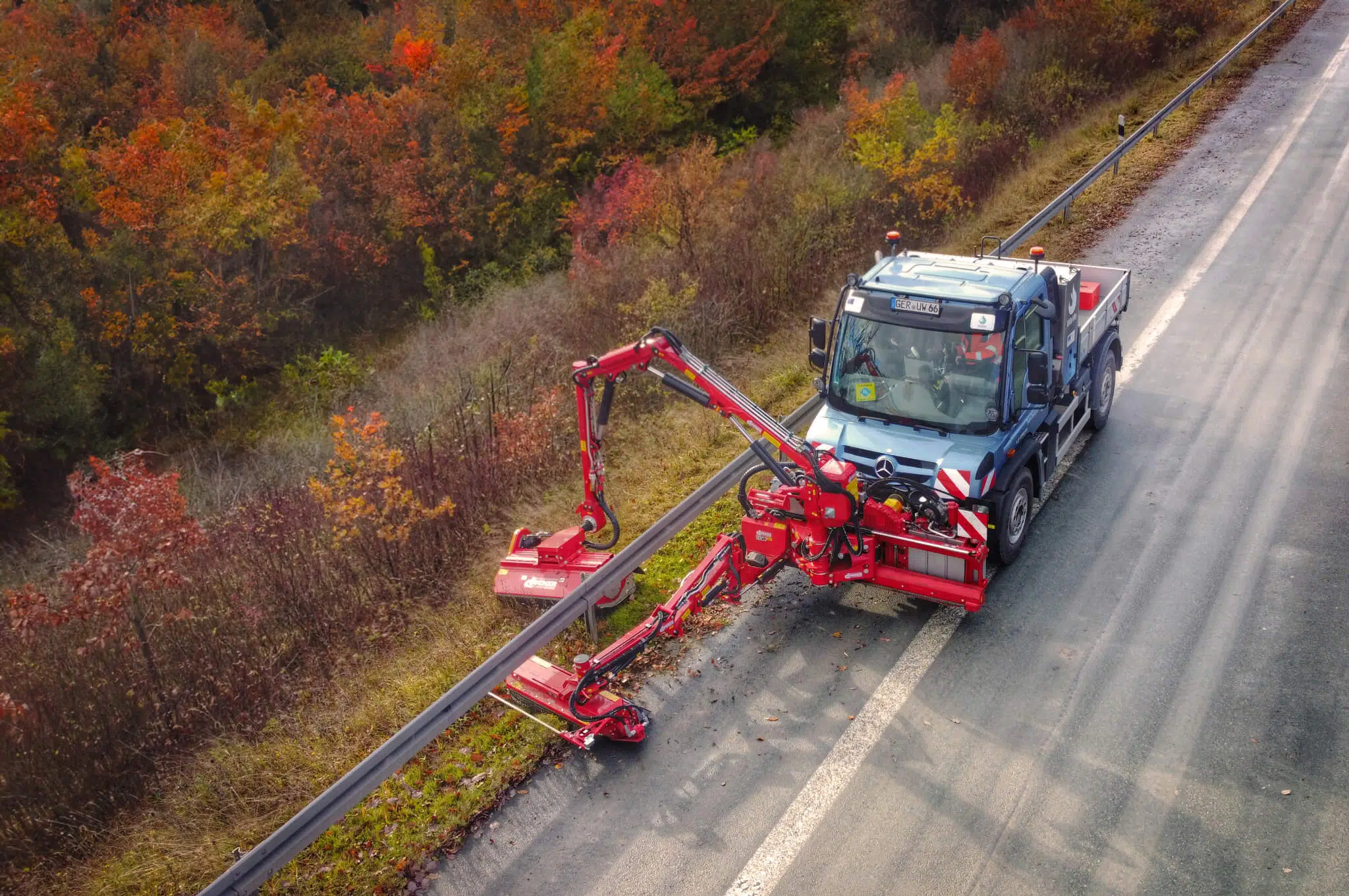 Mercedes testa Unimog hidrogénio