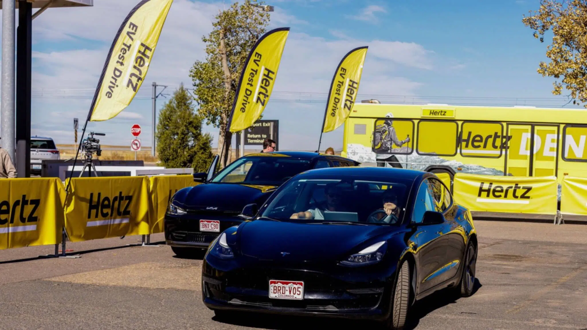 Hertz Tesla Model 3