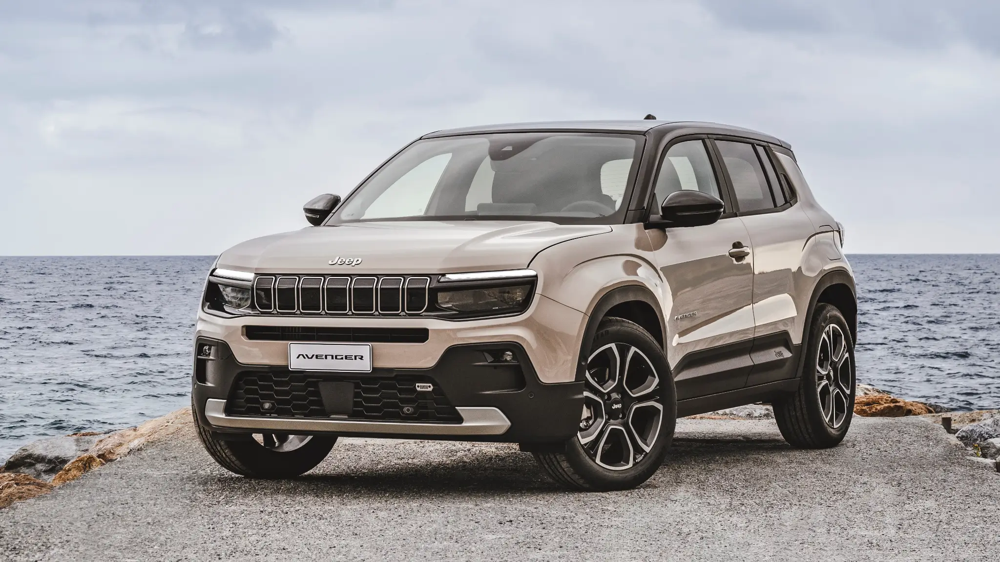 Jeep Avenger 2024 ganha nova motorização. Todos os preços