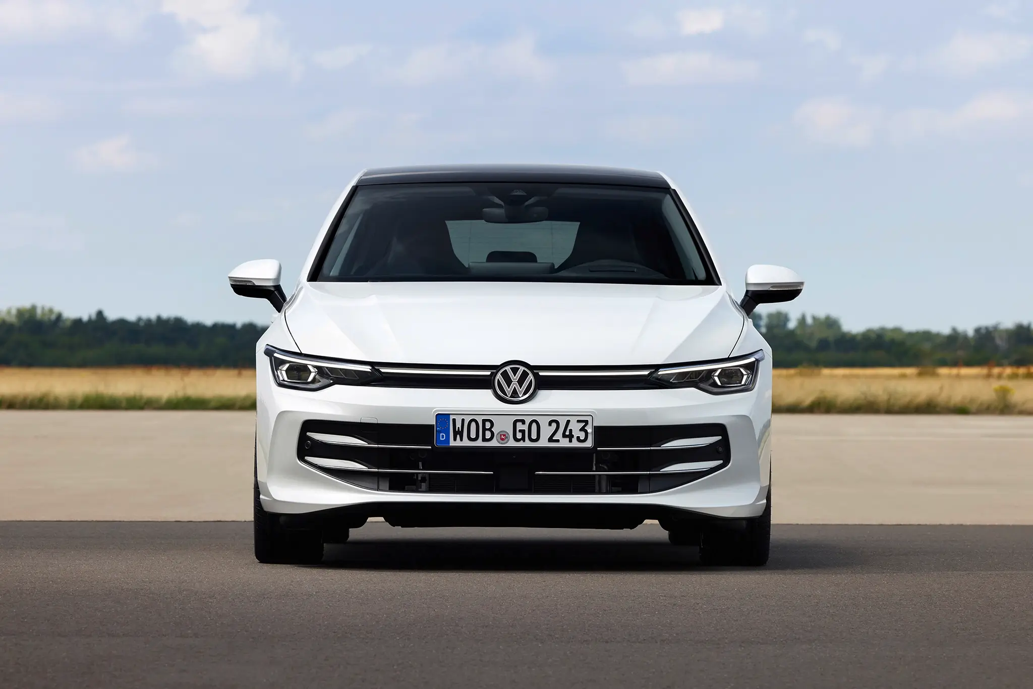 Volkswagen Golf 2024 - eHybrid de frente