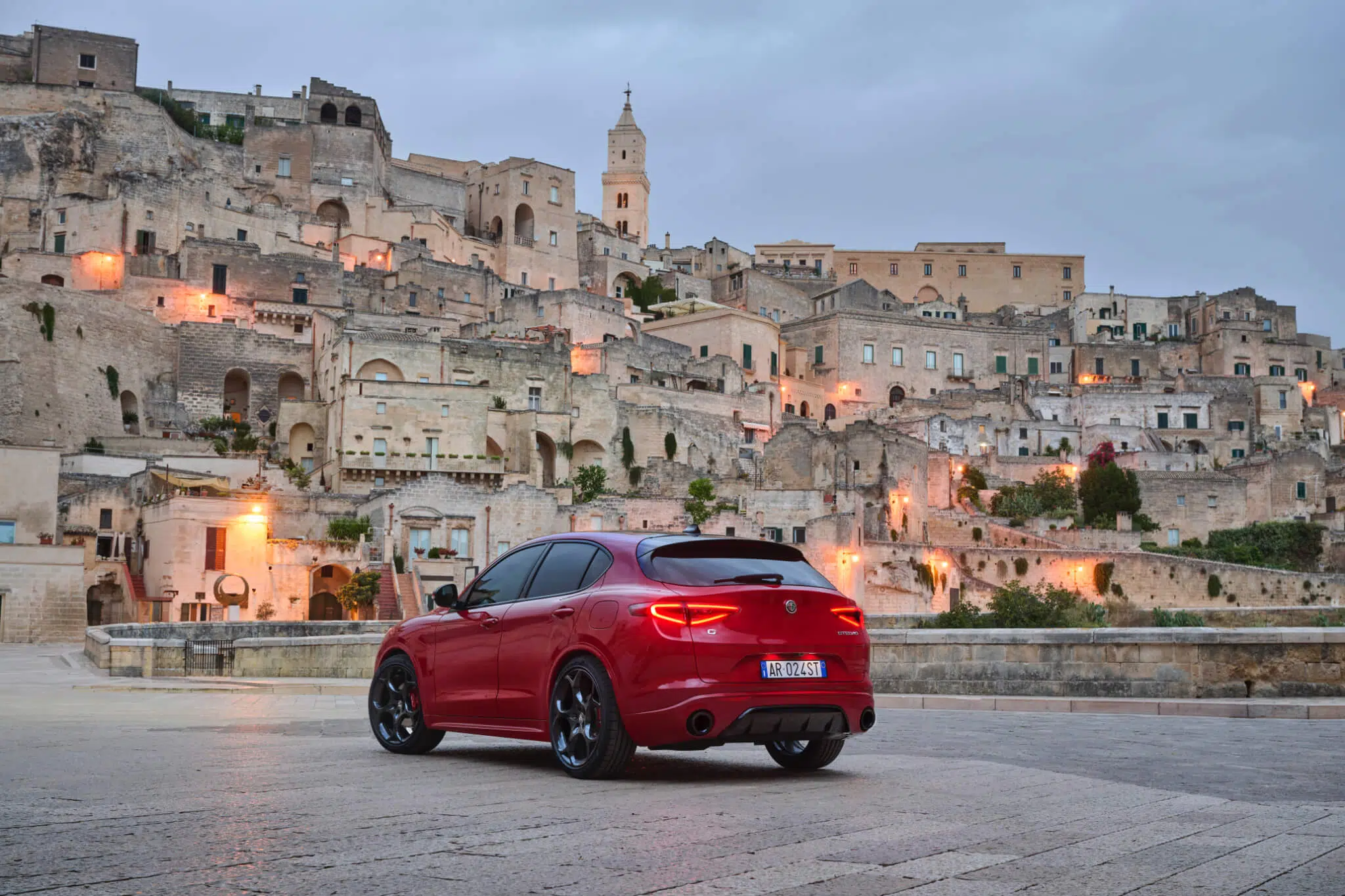 Alfa Romeo Stelvio Tributo Italiano traseira