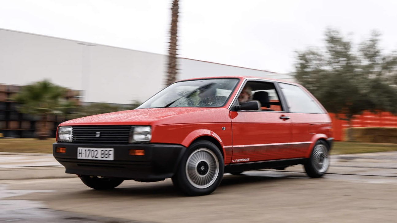 Regressei a 1984. Conduzi um SEAT Ibiza pela primeira vez