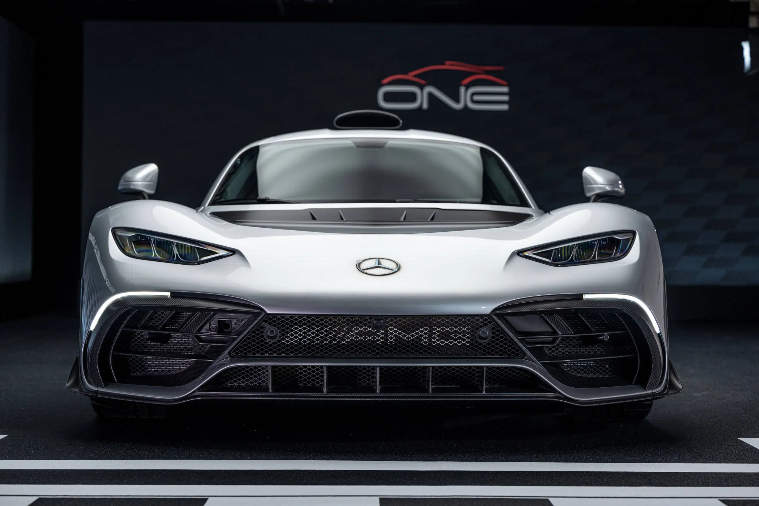 Mercedes-AMG One frente