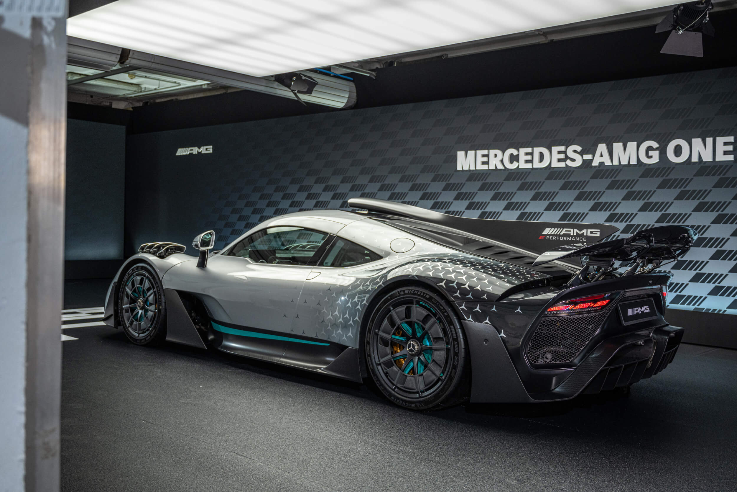 Mercedes-AMG One perfil