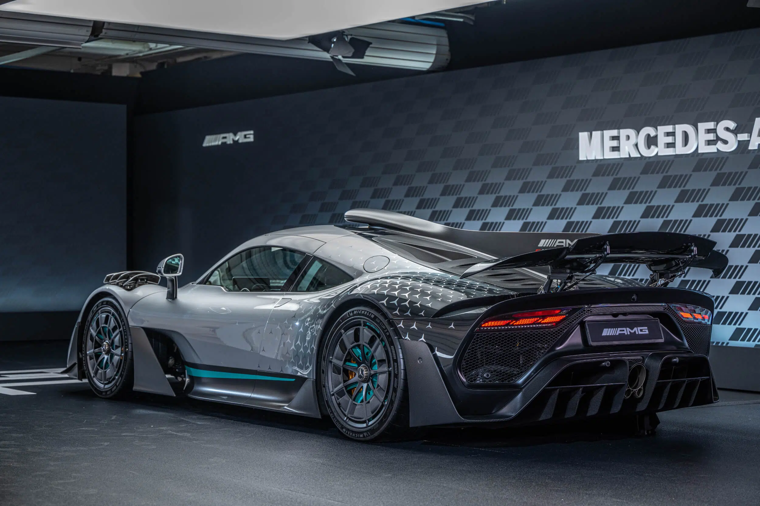 Mercedes-AMG One perfil