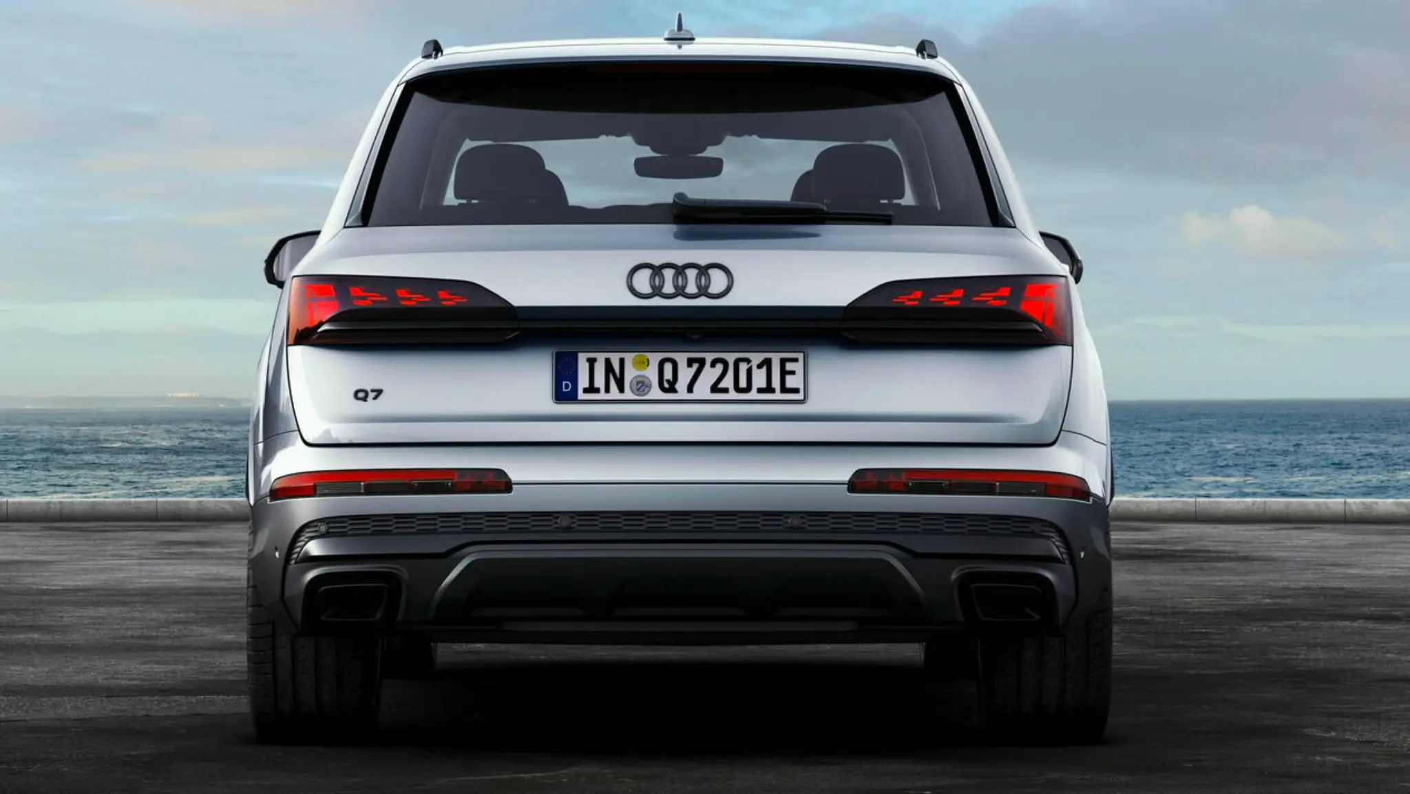 Audi Q7 TFSIe quattro traseira