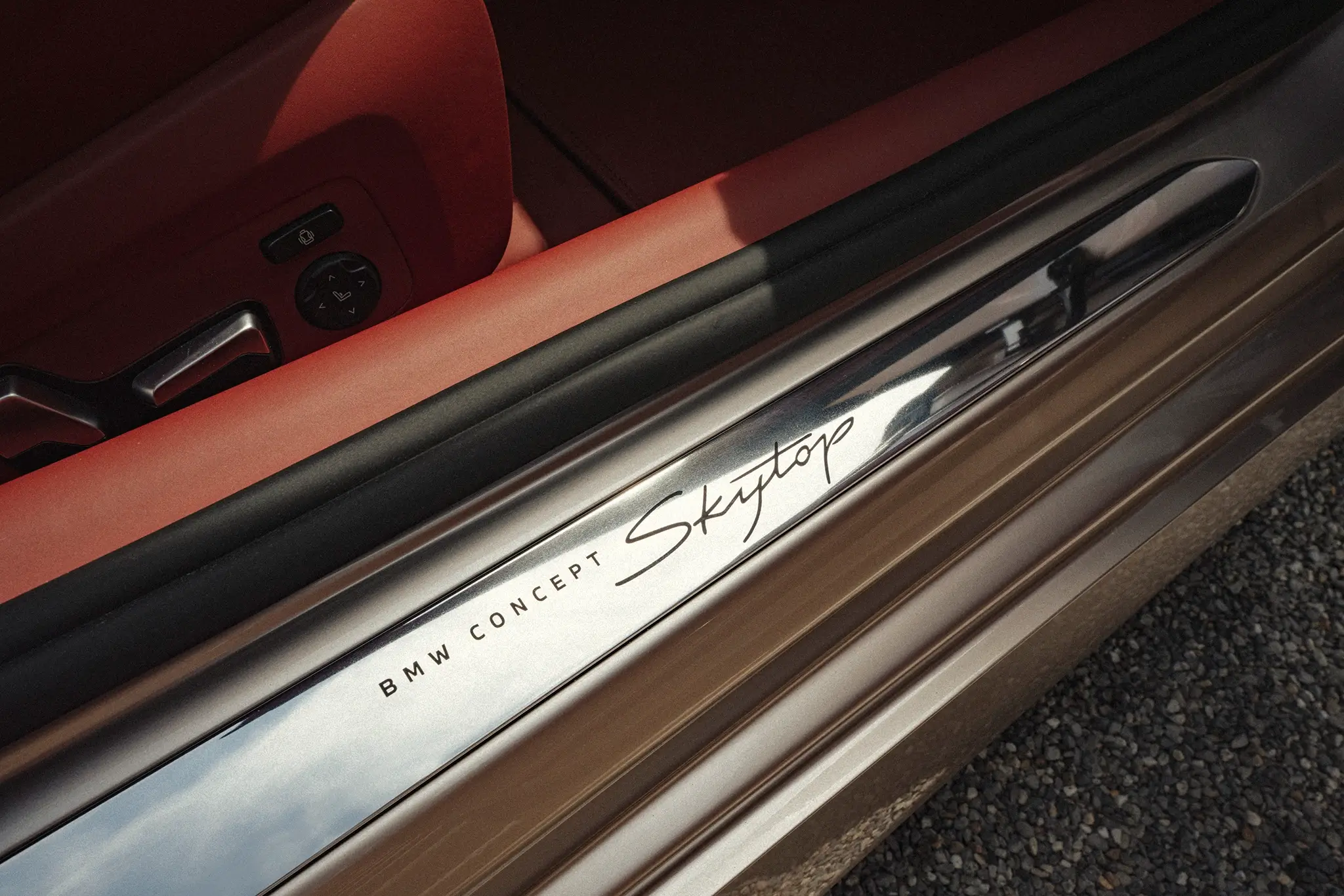 BMW Concept Skytop - soleira da porta