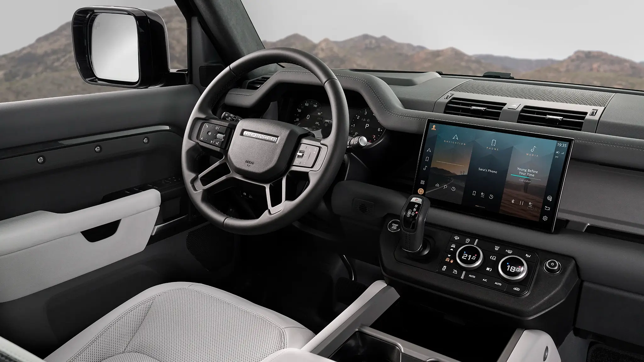 JLR Defender V8 - Interior